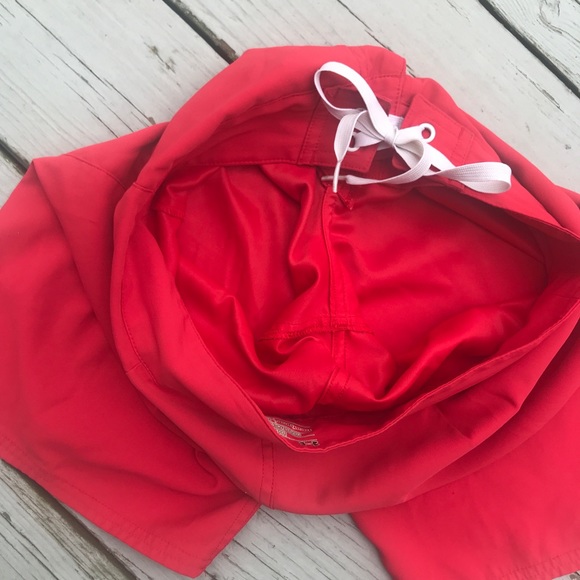 Under Armour Mens Heat Gear Board Shorts Swim Trunks Size 27 red - Picture 7 of 7